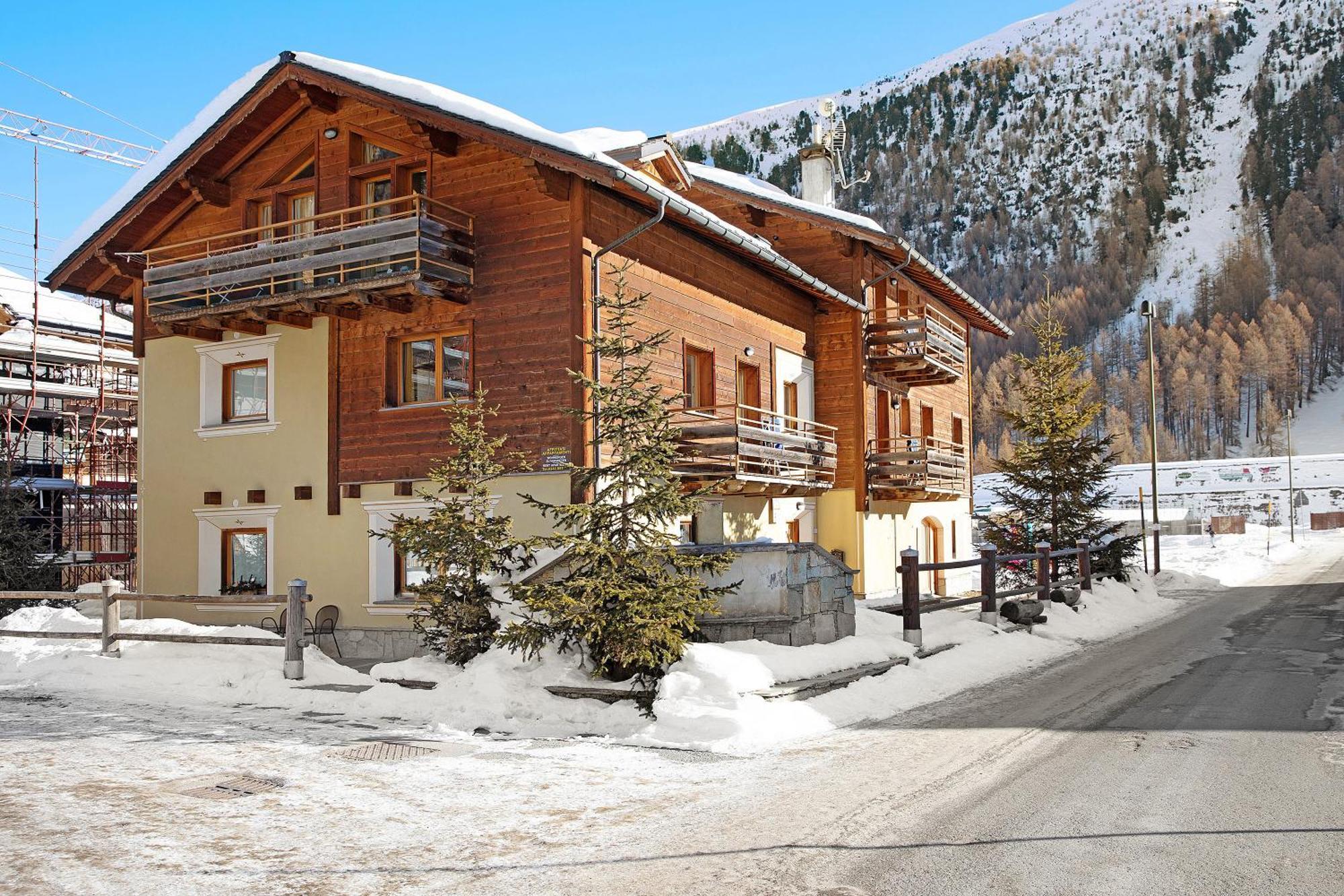 Appartamento Piz Saliente リヴィーニョ エクステリア 写真